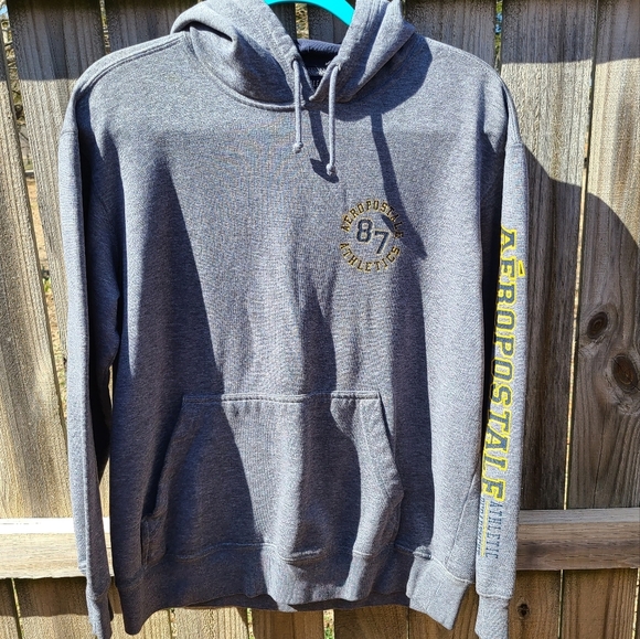 Aeropostale Tops - EUC Aéropostale Grey Hoodie Sz S